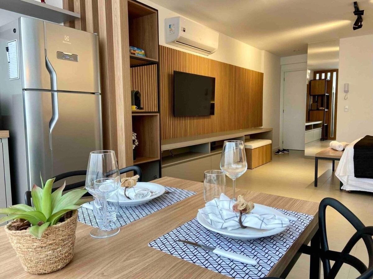 Apartment Red Design By Mosaico